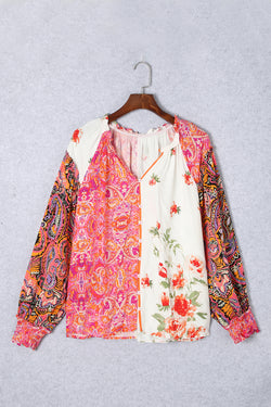 Boutonnate blouse in V -collar and multicolored floral patchwork