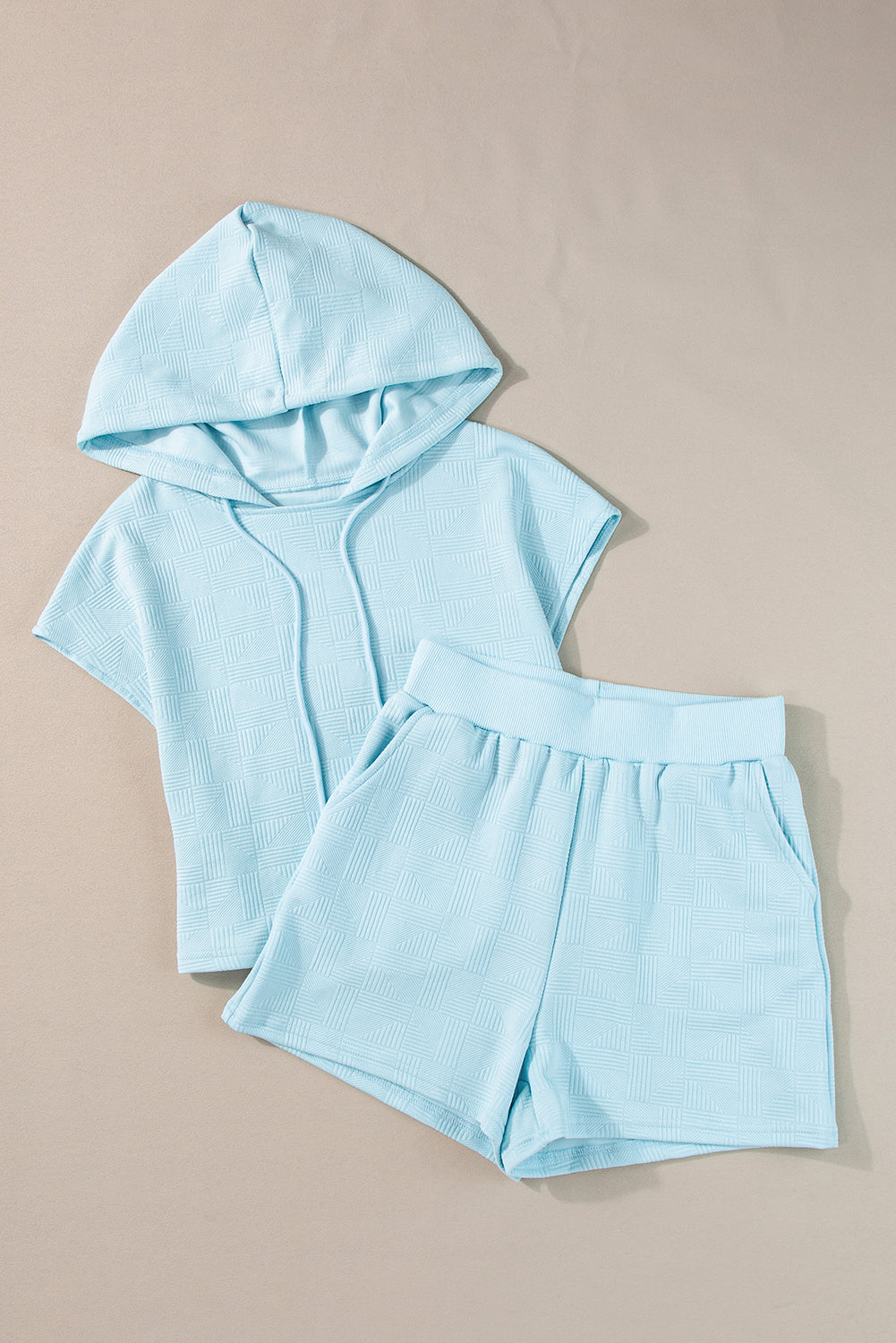 Beau Blue Textured Cropped Hoodie y pantalones cortos