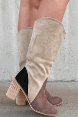 Bottes western beiges tricolores à bout carré et talon large, effet daim