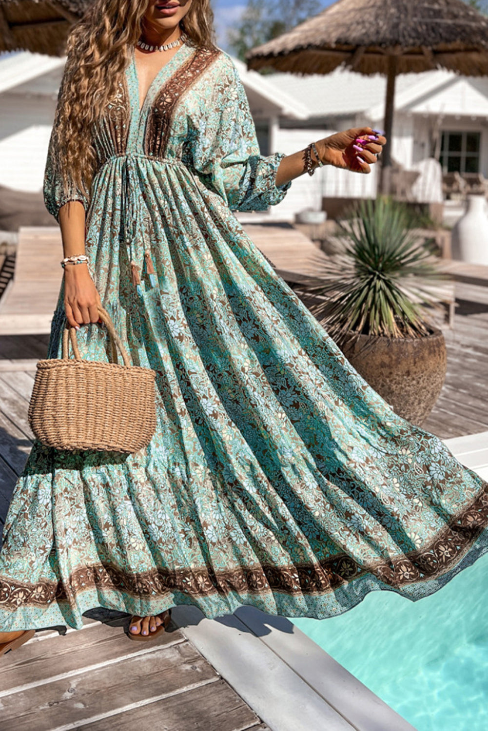 Robe longue bohème à imprimé floral et à lacets dos ouvert taille haute vert