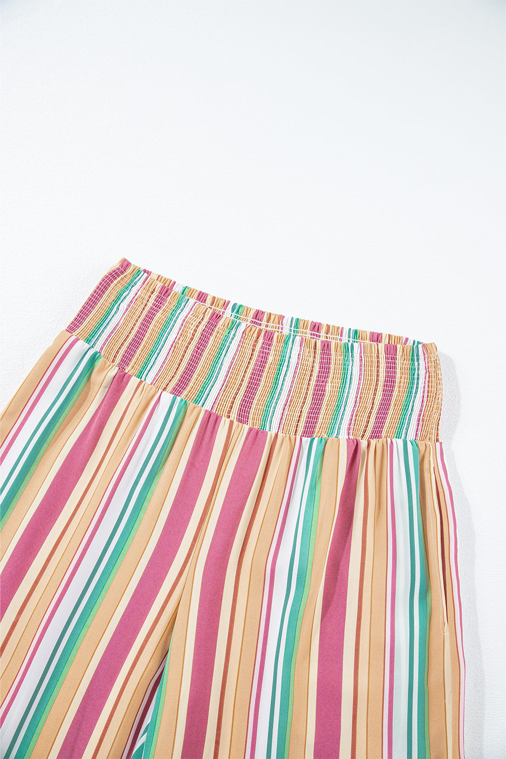 Pantalones de pierna de cintura con cañaste con cañería multicolor a rayas