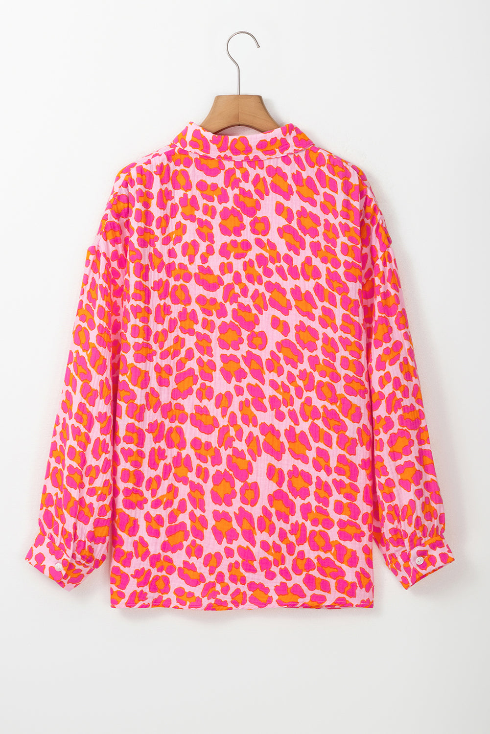Chemise ample boutonnée à imprimé léopard rose-A WOMAN WE LOVE