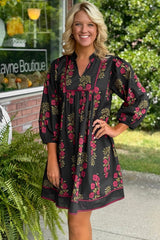 Robe courte à volants et manches longues à imprimé floral