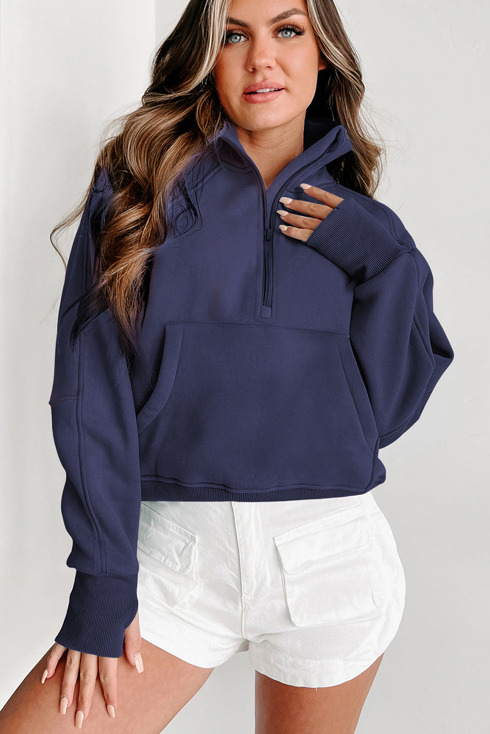 Marineblaues Fleece ausgekleidetes Zip -Up -Stand Halsband Daumenlochhülle Sweatshirt