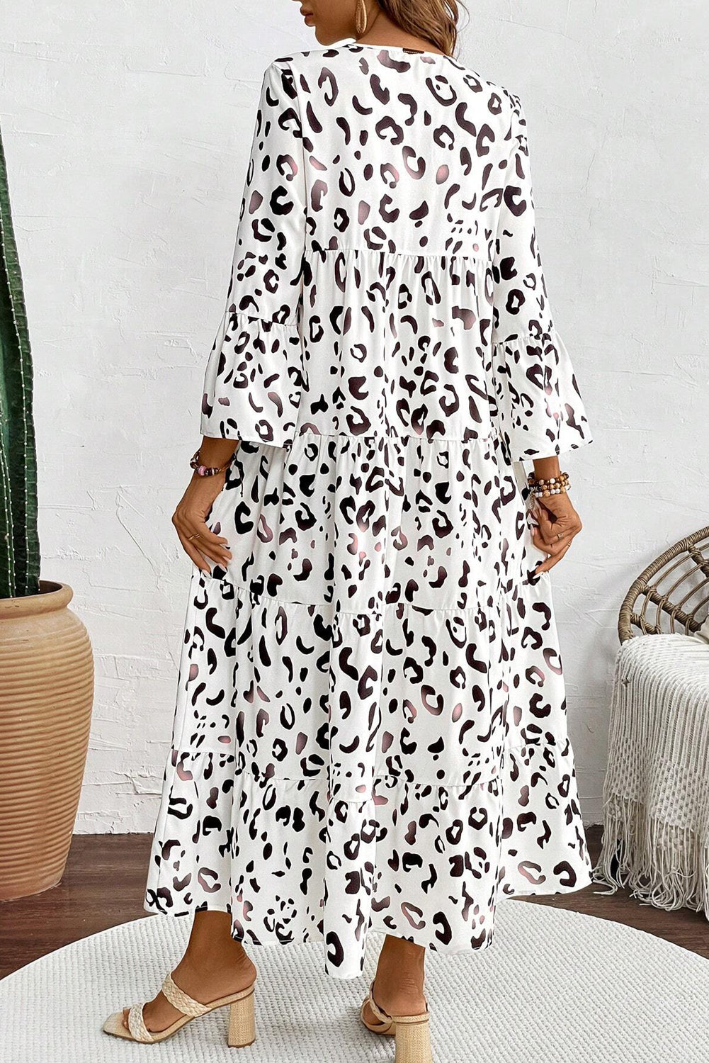 Vestido maxi de muesca de estampado de leopardo blanco V