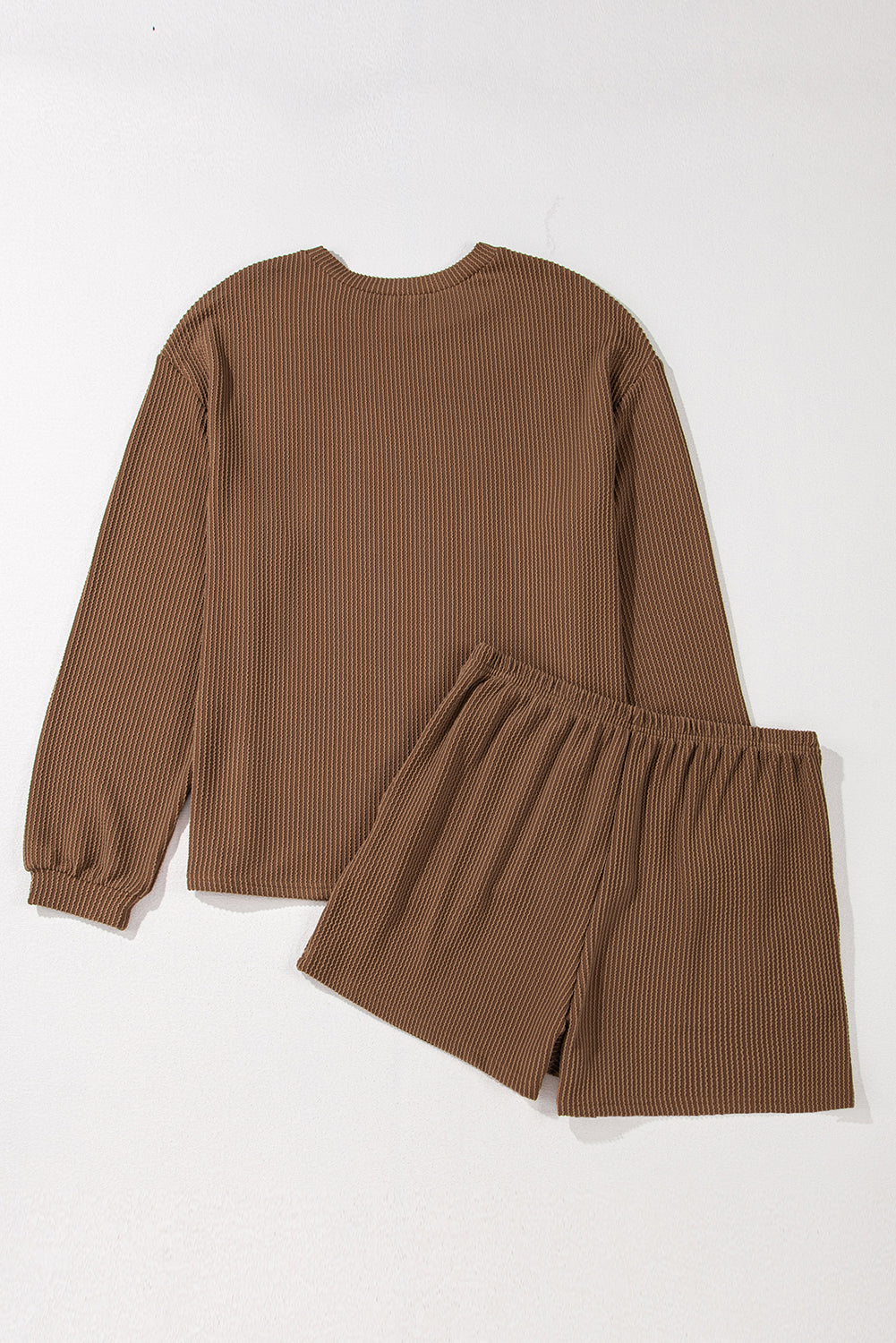 Ensemble haut à manches longues en tricot côtelé marron et short taille haute