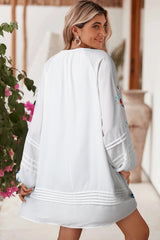 Mini-Robe with floral print and pompom style bohemian *