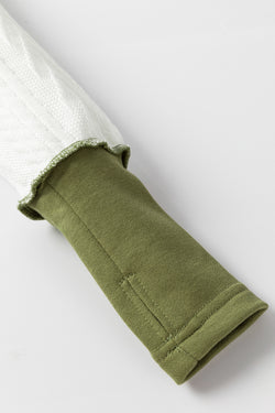 Textured buttoned hoodie with jungle green kangaroo pocket