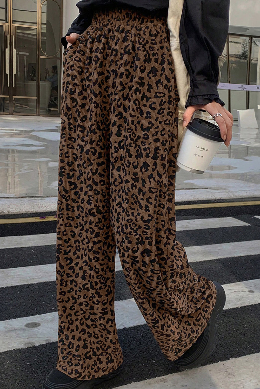 Pantalon ample en velours côtelé taille haute élastique imprimé léopard