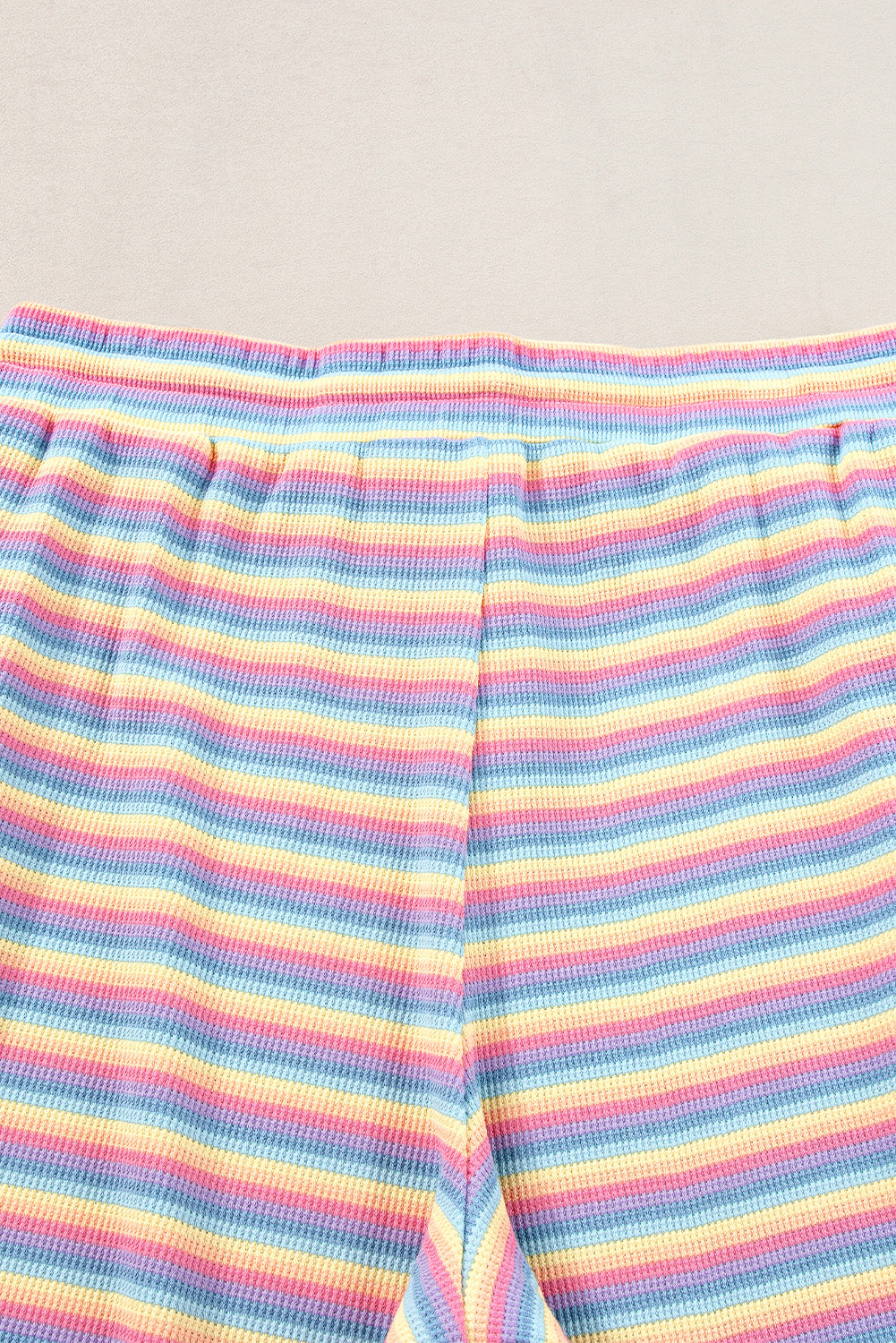 Stripe rayo arcoiris tee camada con borde de pantalones de pierna ancha set