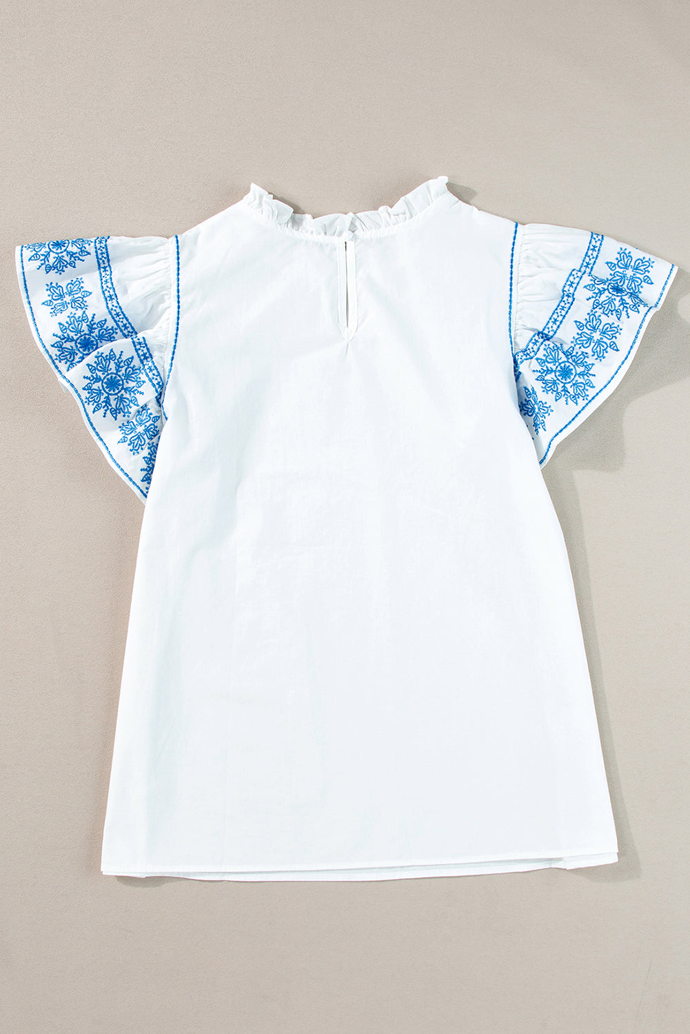 Blusa de cuello volador con volante con volantes bordados