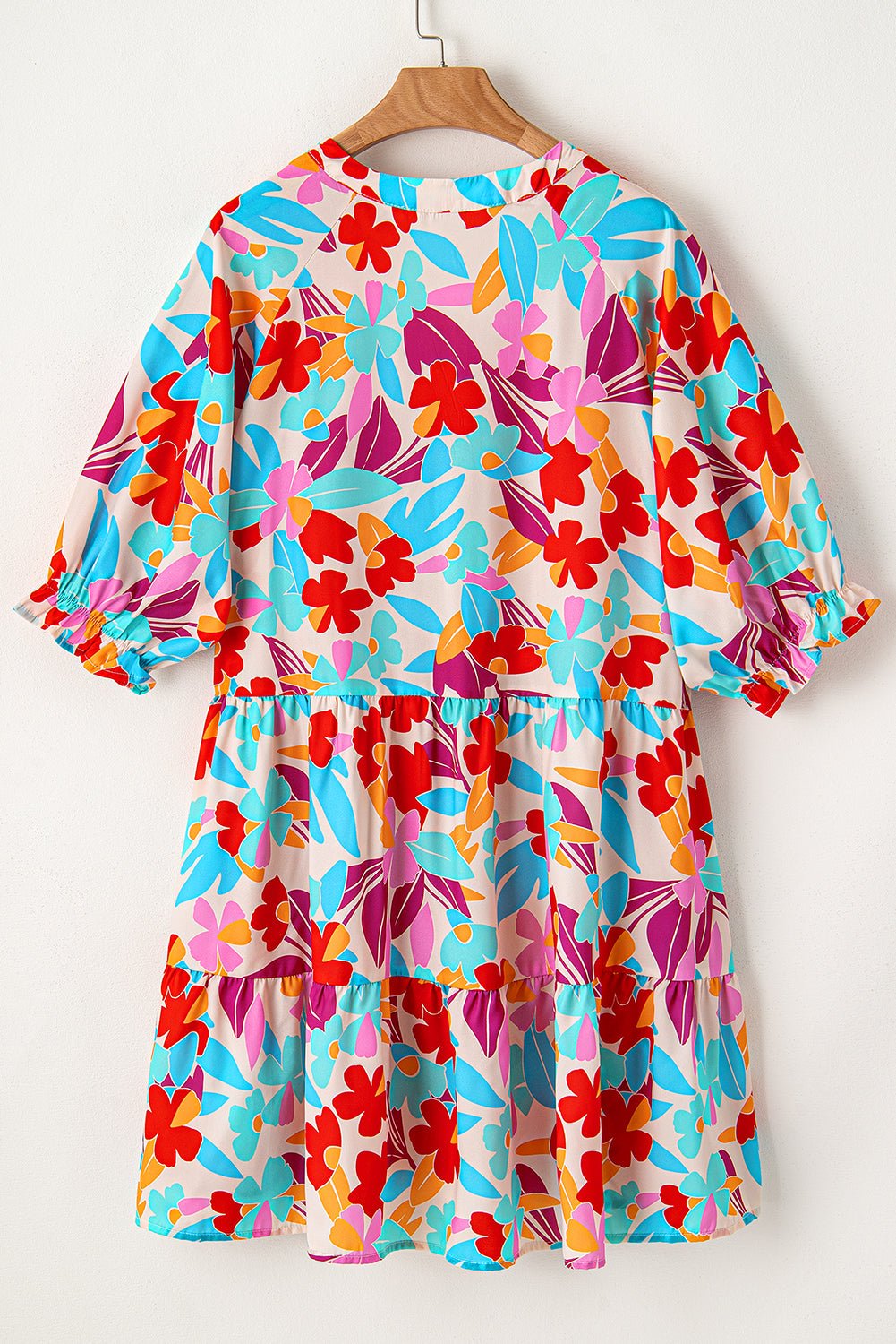 Robe en V à niveau floral multicolore plus robe