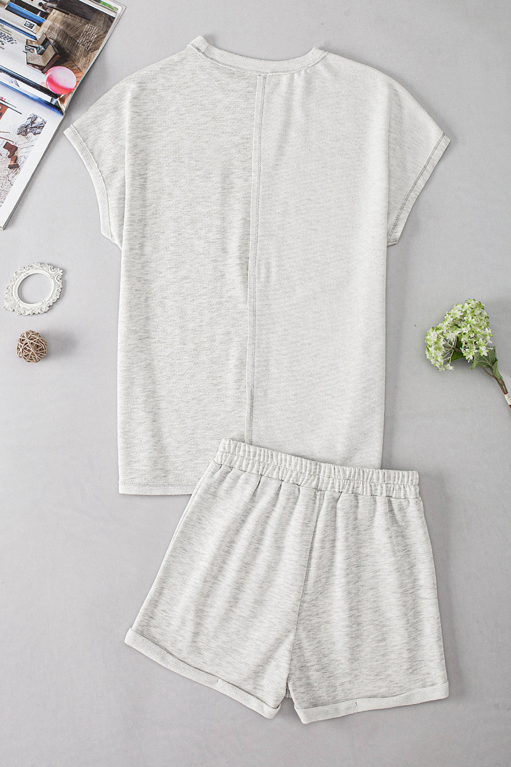 Ensemble t-shirt et short kaki color block avec poche poitrine et coutures apparentes-A WOMAN WE LOVE