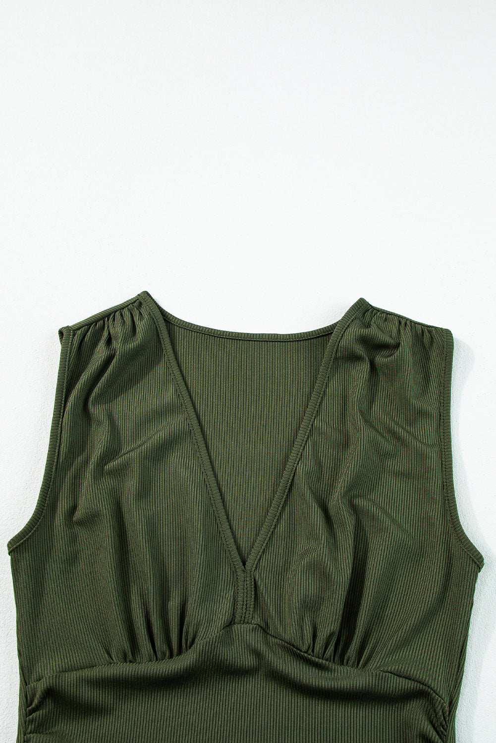 Moss verde sin mangas v cuello ruchado jobsujo de pierna ancha