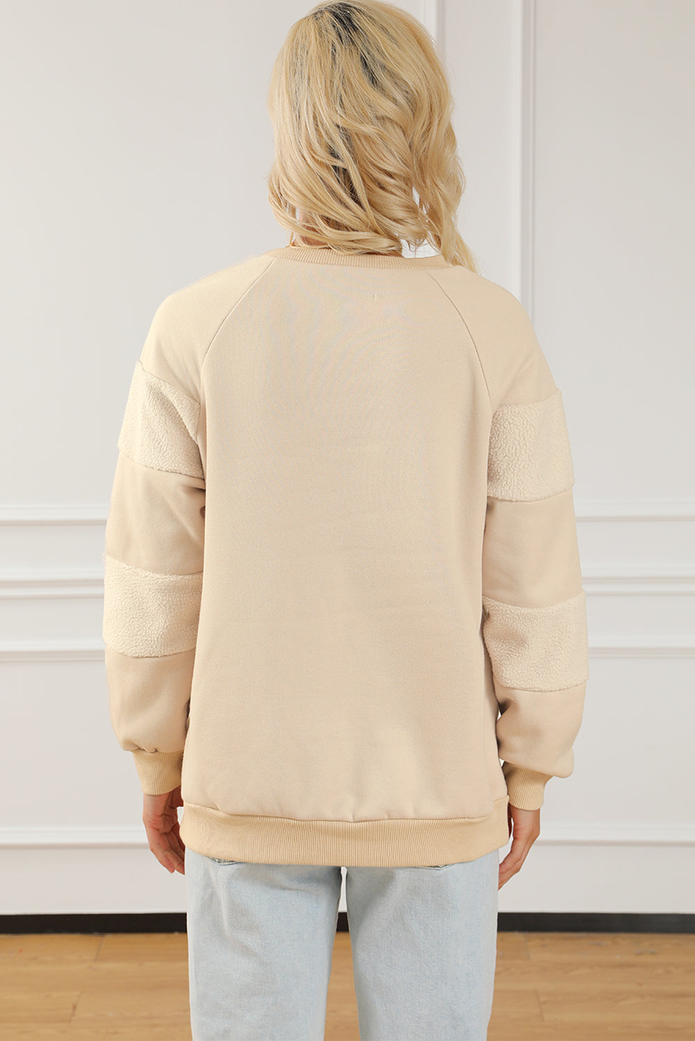 Contrasting two-tone patchwork raglan sleeve sweatshirt in oatmeal