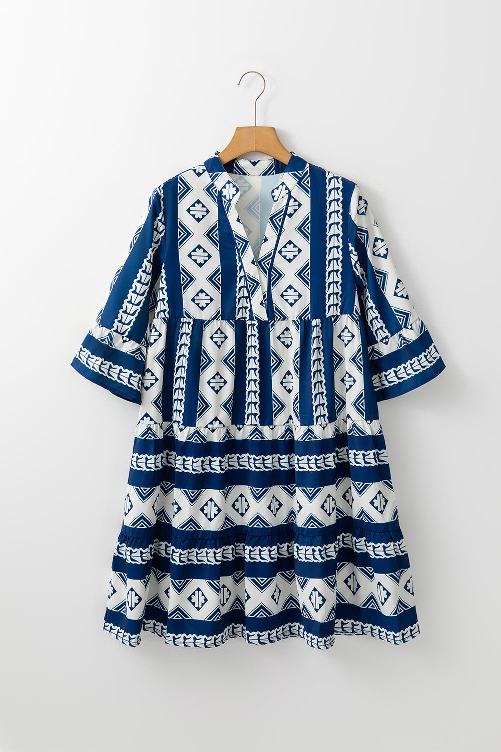 Blue Geometric Print gegen Nacken gekräuseltes Kleid