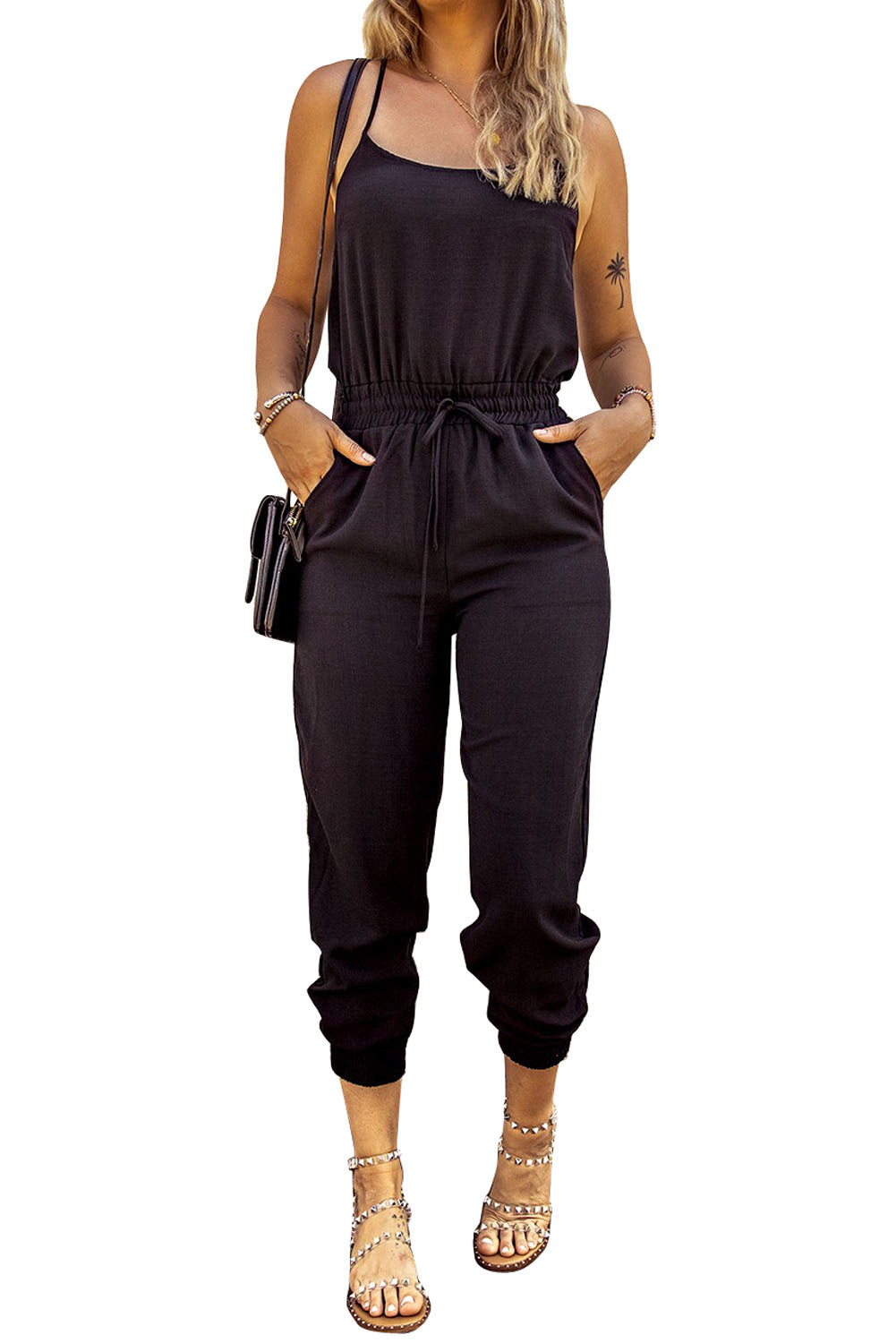 Schwarze Kordelstring -Taillen -Spaghetti -Straps Jumpsuit