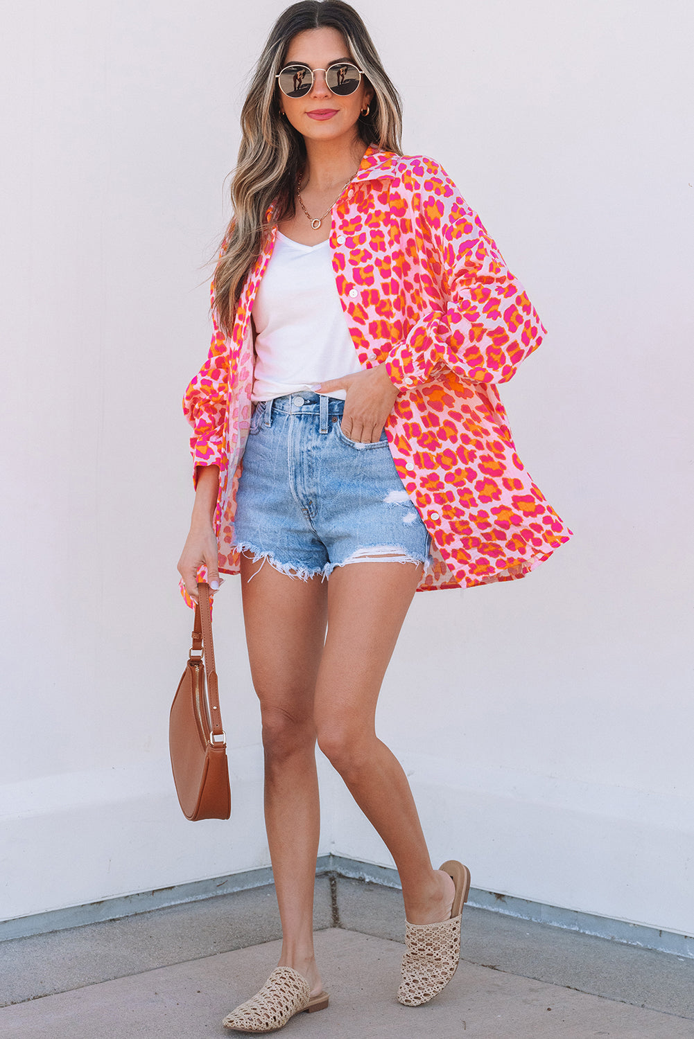 Gran camisa con estampado de leopardo rosa en bote