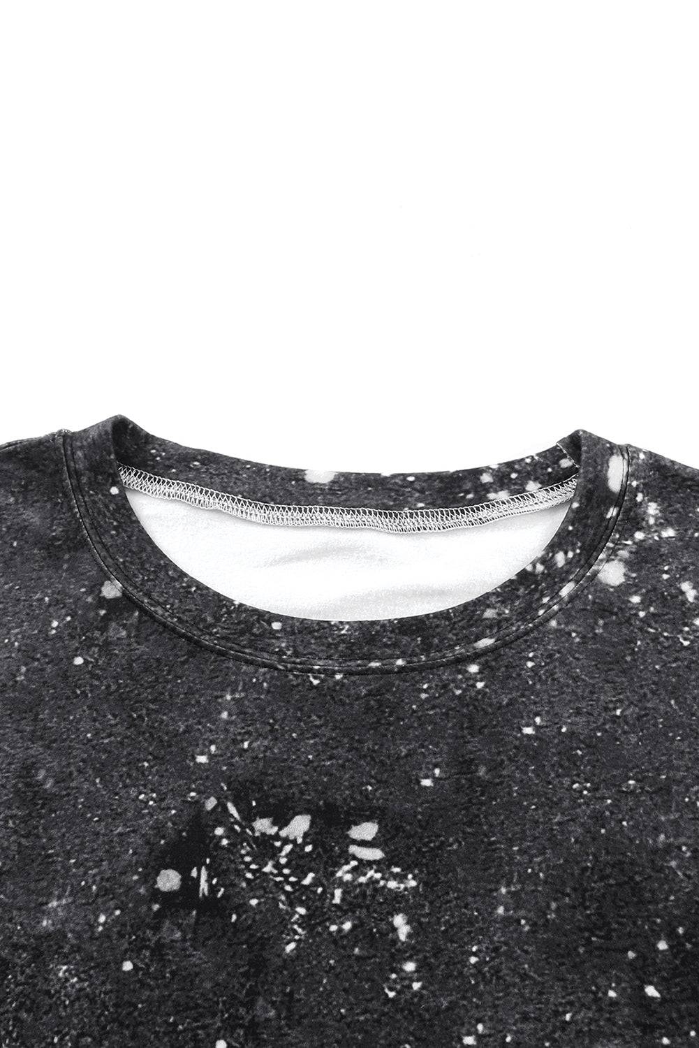 Sudadera blanqueada con leopardo negro