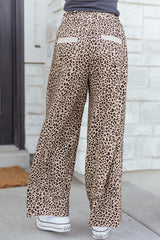 Pantalon marron en tricot éponge à imprimé animal
