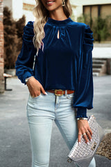 Elegante blusa de terciopelo con collar ascendente *
