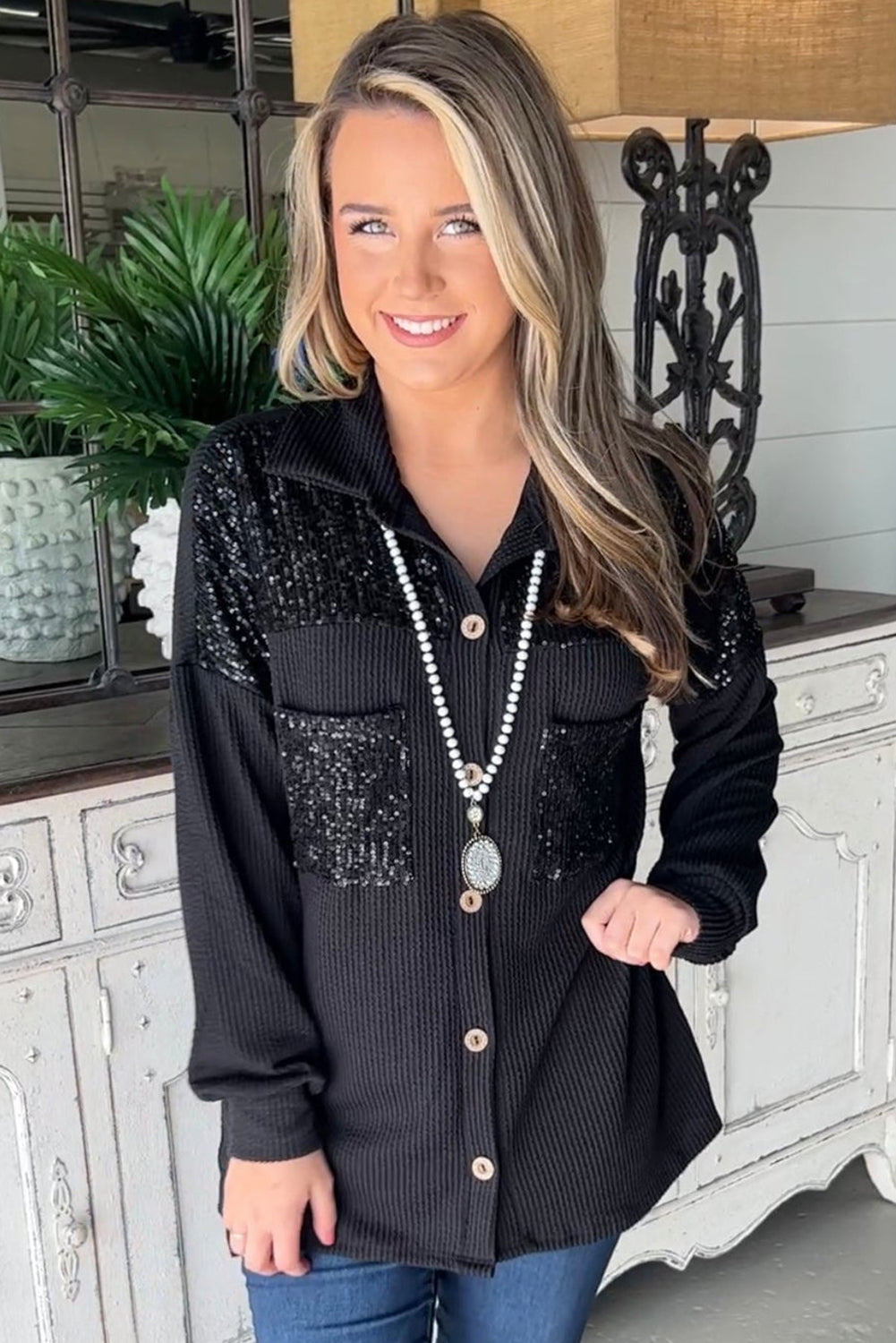 Black wired jacket with patch pocket patch and sequins