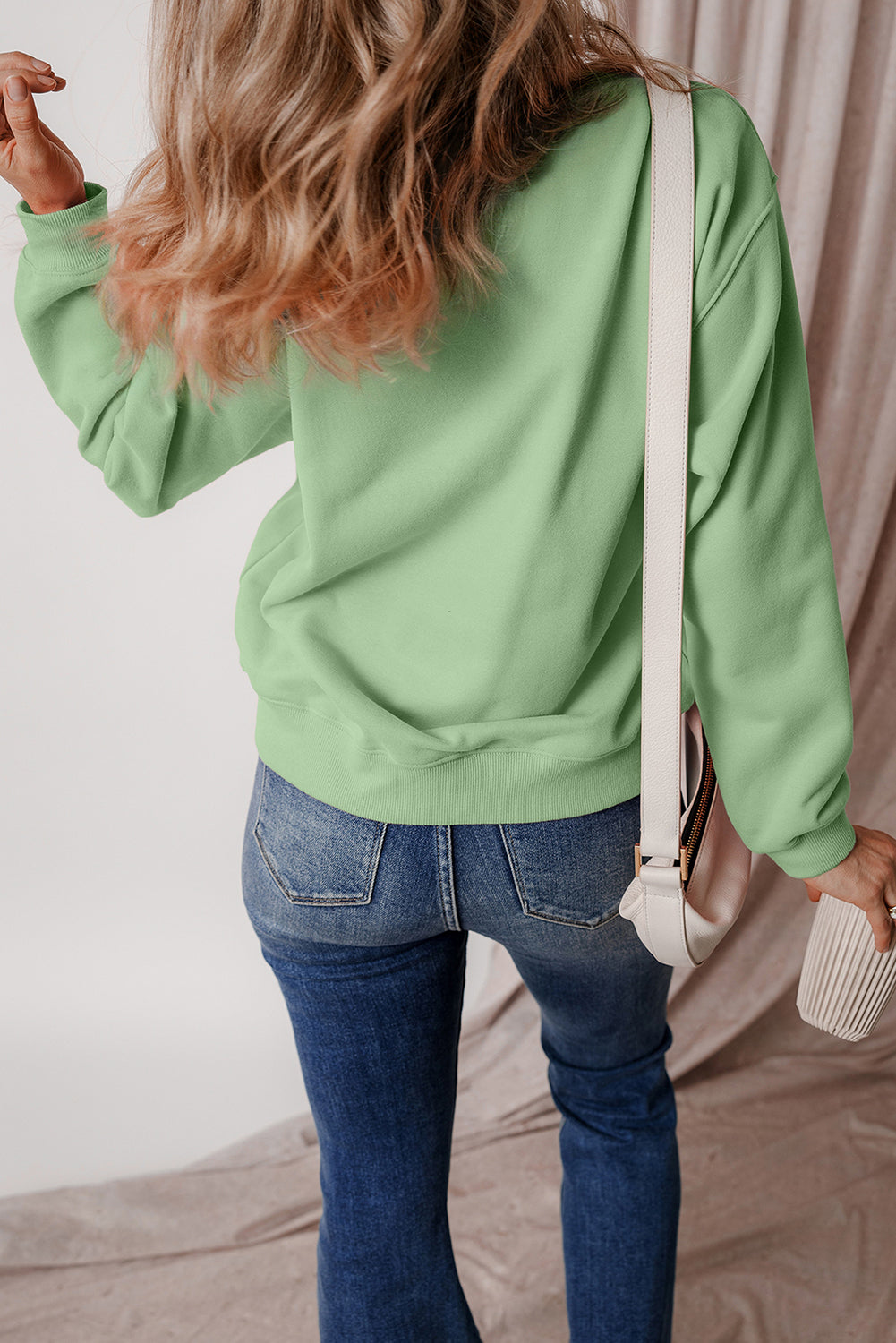 Sweat-shirt en tissu éponge à épaules tombantes et doublure en polaire uni vert fumée