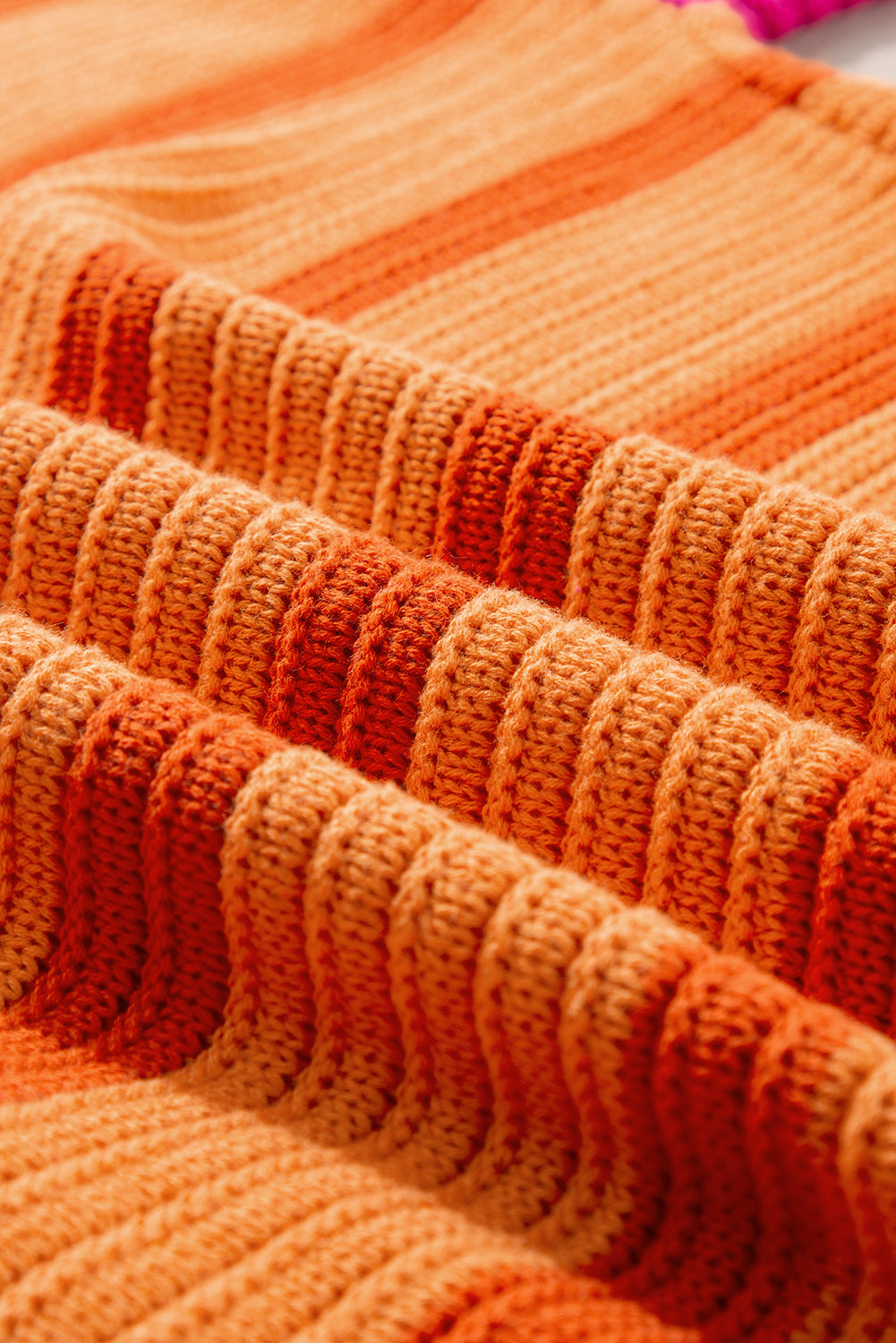 Pull ample à rayures orange et color block, col rond, épaules tombantes