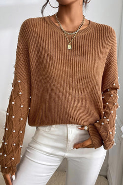 Chestnut sweater with round neck and pearl-embellished dropped shoulders