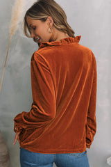 Chemise en velours à col volanté et flamme dorée-A WOMAN WE LOVE