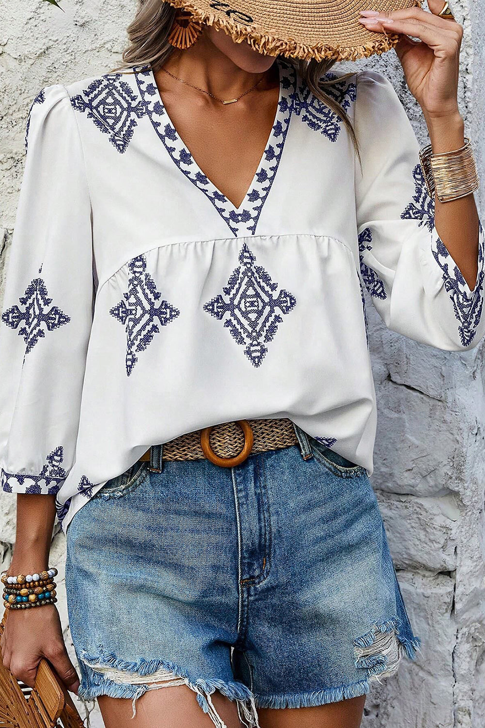 Blouse blanche à col en V et-A WOMAN WE LOVE