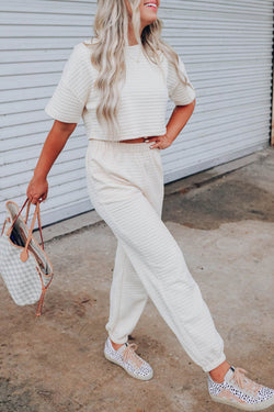 Ensemble t-shirt court texturé en treillis blanc et pantalon de jogging