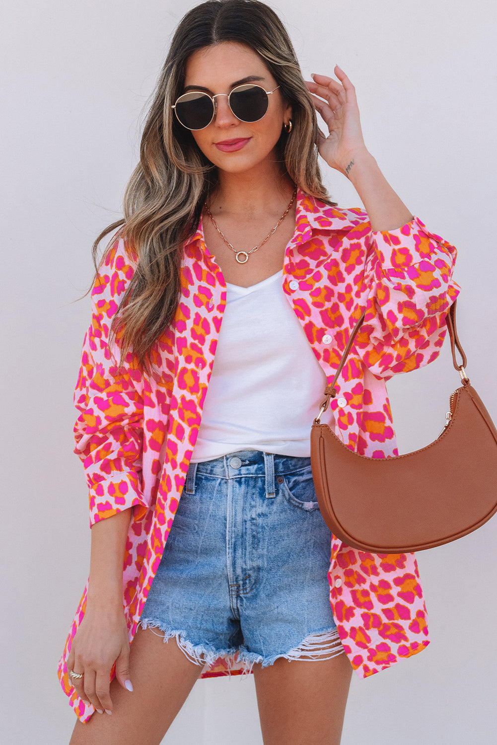 Gran camisa con estampado de leopardo rosa en bote