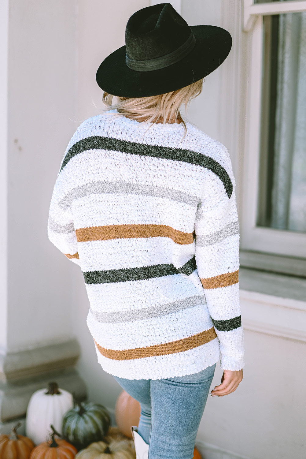 Gestreiftes Popcorn -Strickpullover