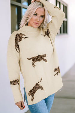 High collar sweater and split hem hem with chepard print