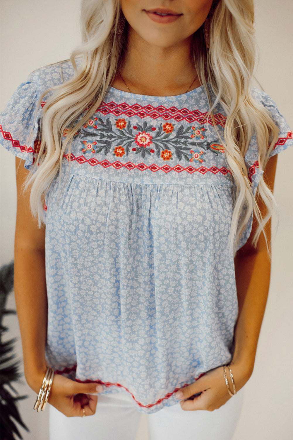 Sky Blue Boho bestickter Blumenbluse Flutterhülle