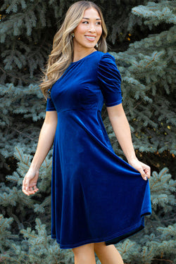 Voile blue velvet ruched mini dress with pockets and short sleeves