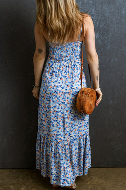 Vestido largo con ceño con volantes y estampado de cielo floral azul