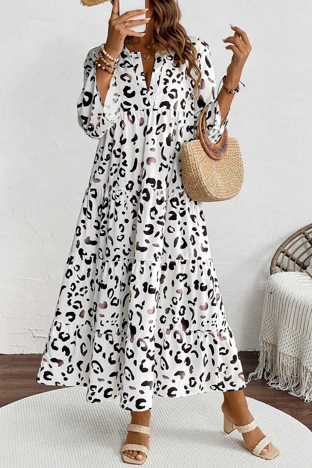 Vestido maxi de muesca de estampado de leopardo blanco V