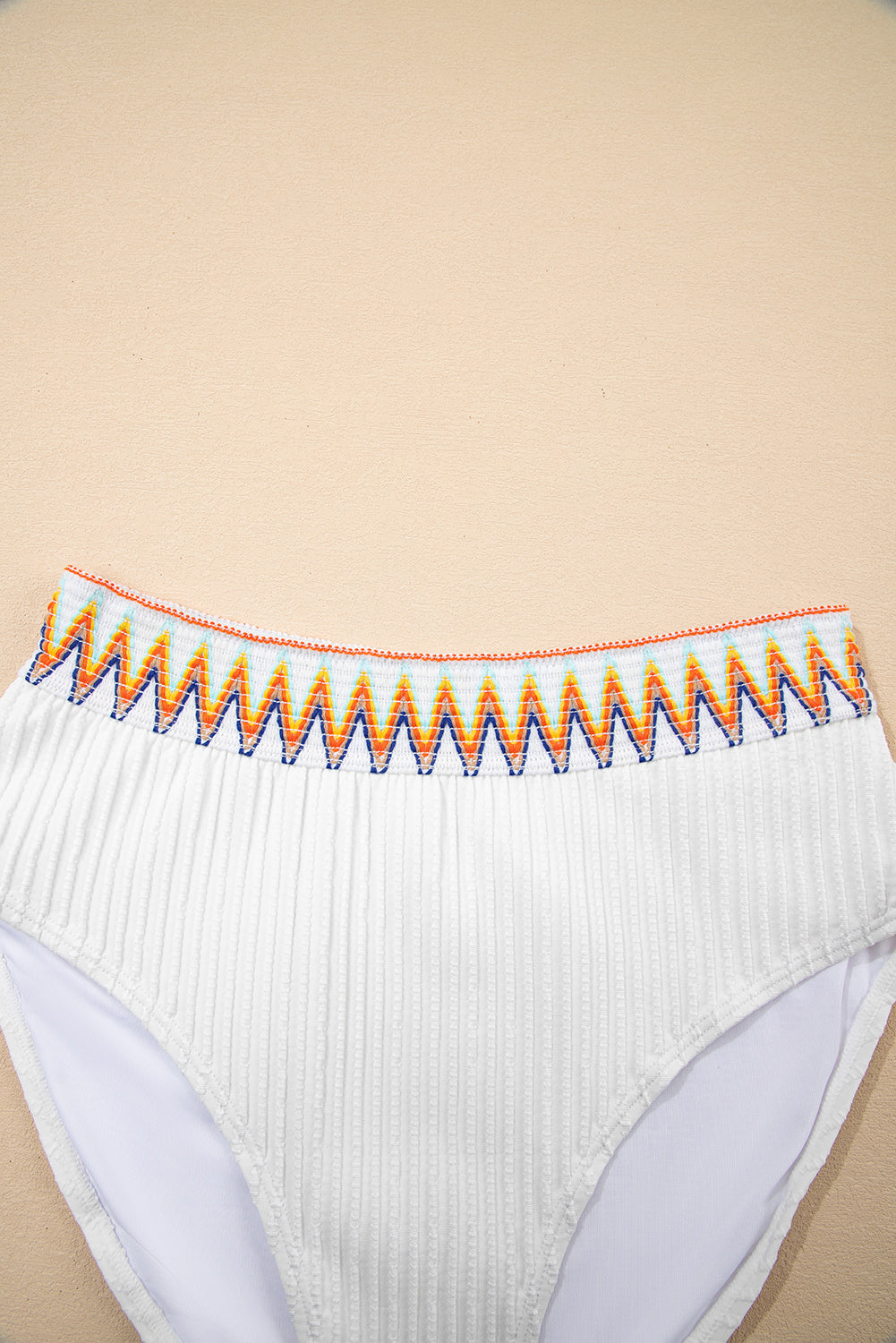 Bikini Taille Haute – Design Colorblock avec Tissu Texturé *