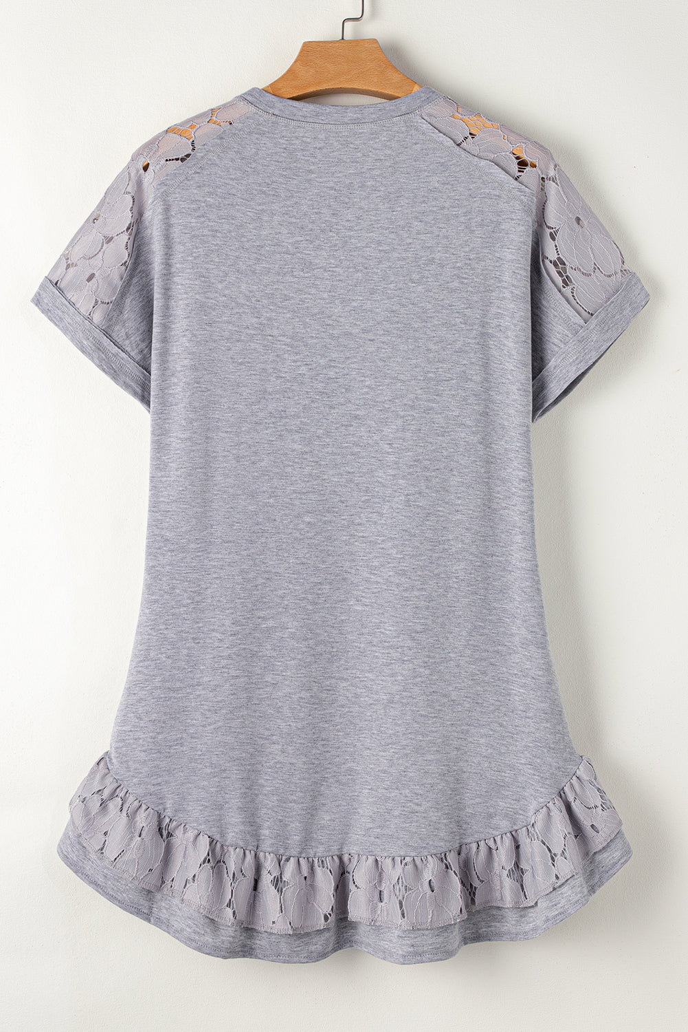 Robe T-shirt à volants floraux en dentelle gris clair