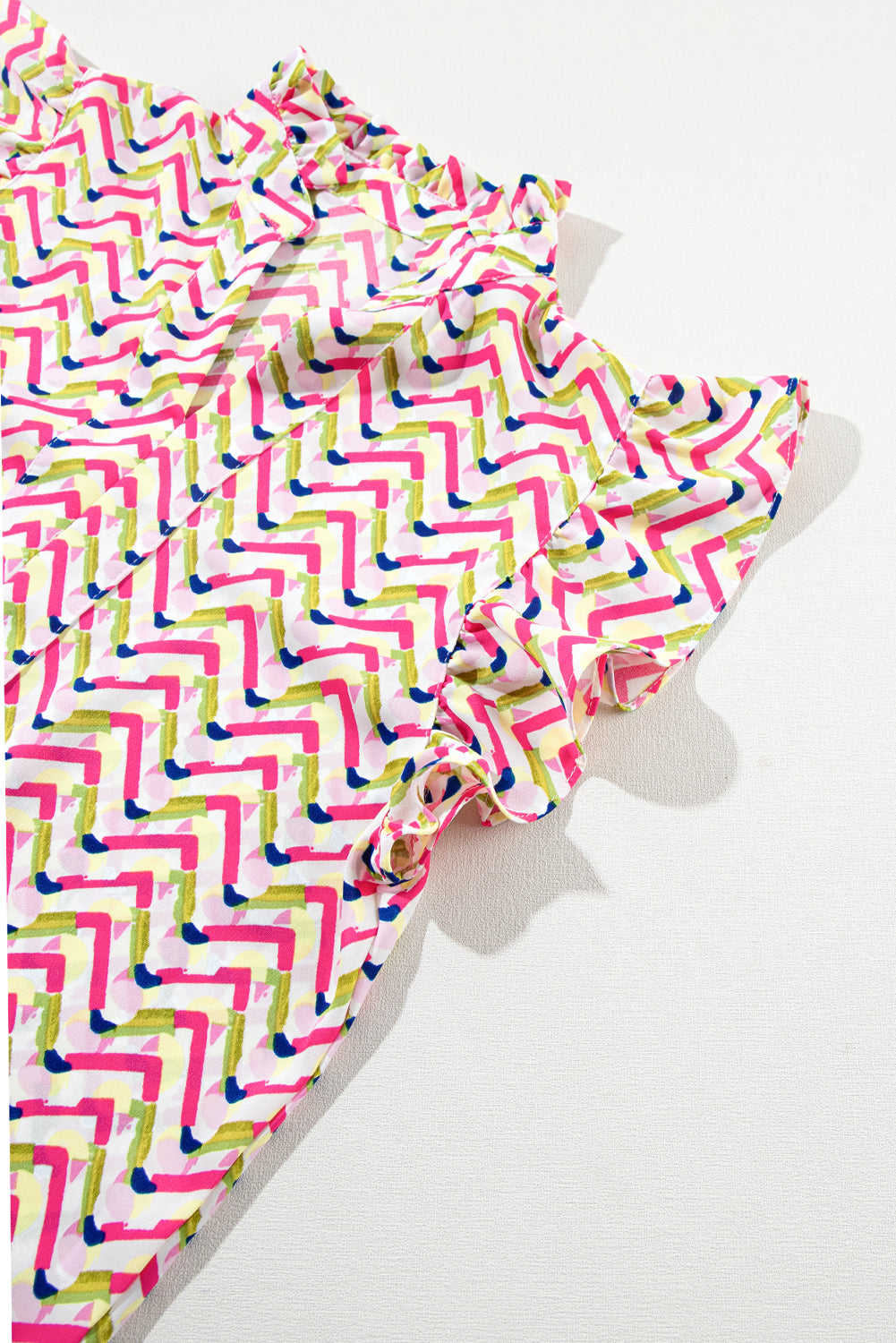 Blouse multicolore  à volants-A WOMAN WE LOVE