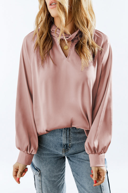 Blouse en satin à manches bouffantes à cou rose