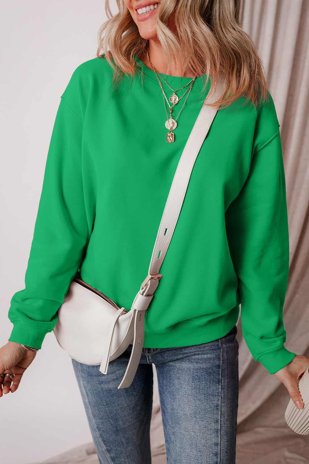 Sudadera en tela de esponja con hombro caído y forro en vellón verde oscuro oscuro