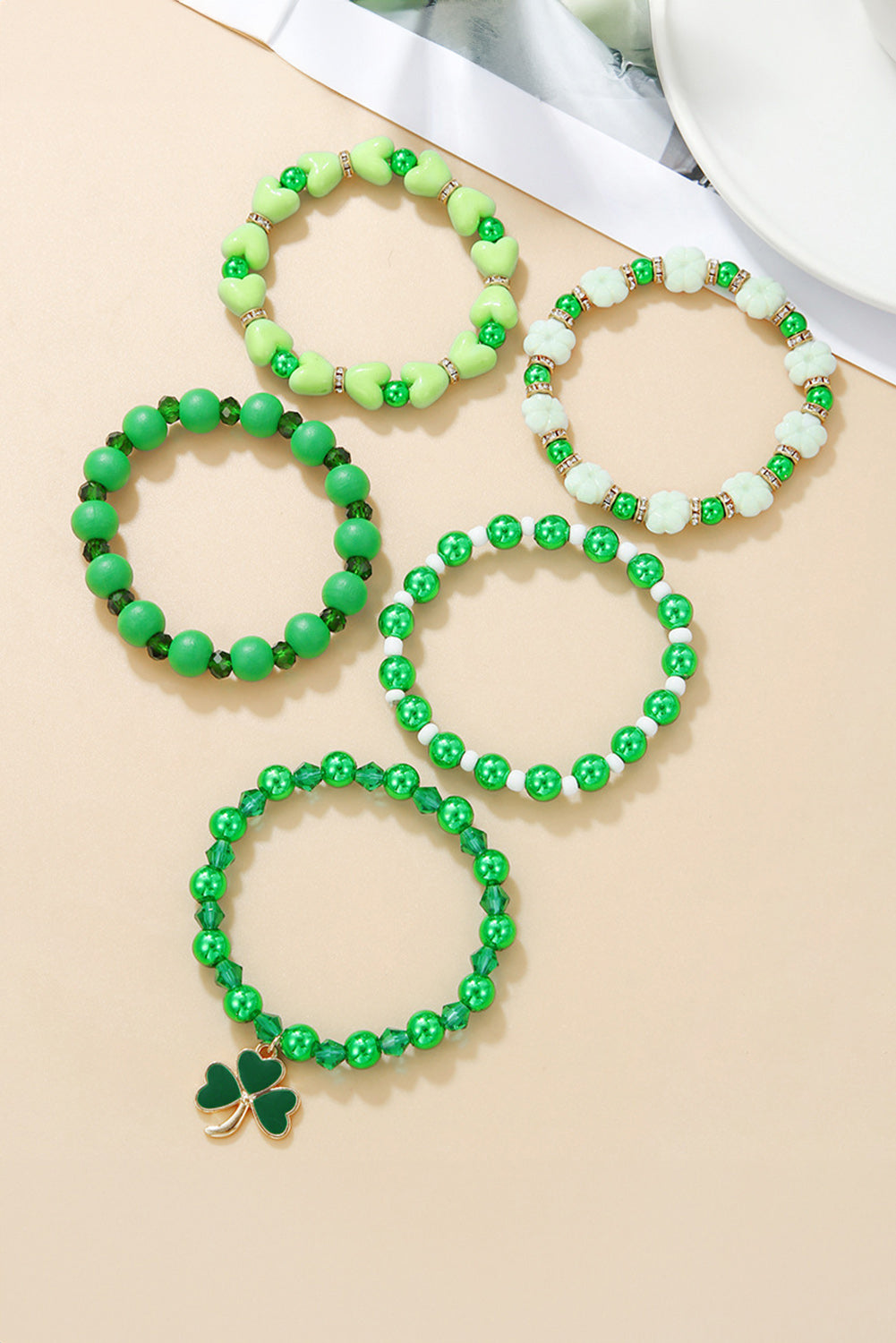 Ensemble de bracelets perlés avec pendentif trèfle vert, 5 pièces