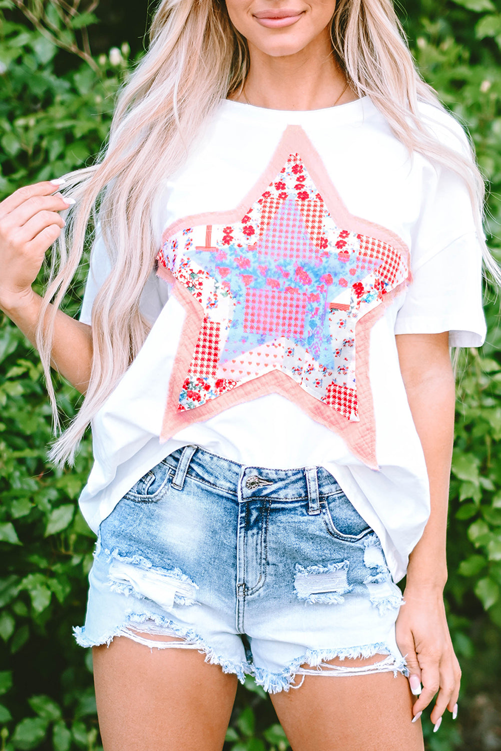 Camiseta de mosaico de estrellas blancas