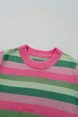 Round neck sweater with ribbed edges *