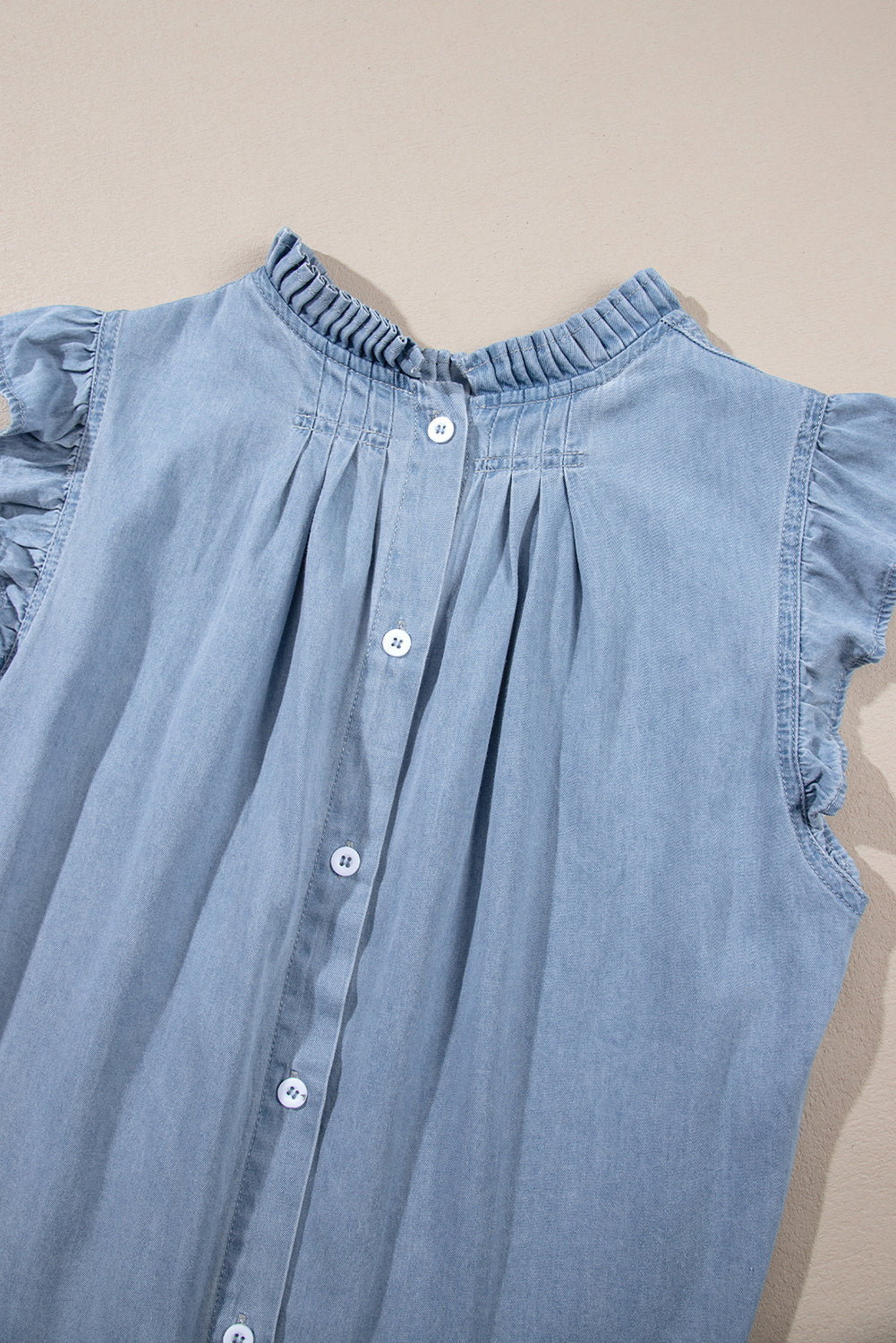 Retro high in pleated chambray with ruffles*