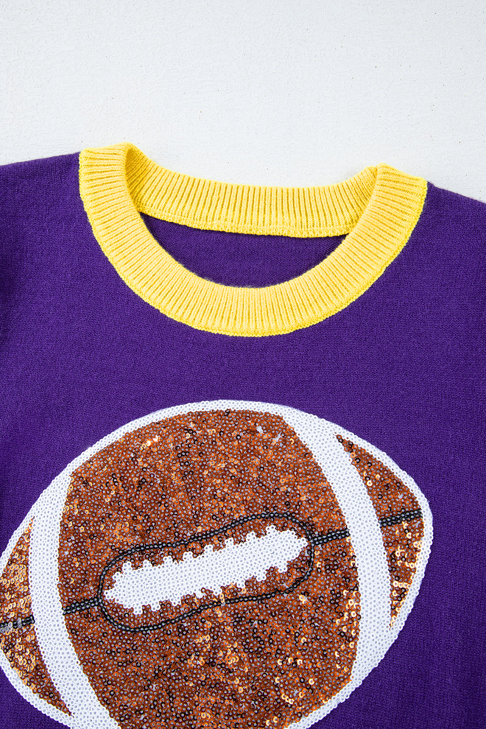 Pull à manches courtes bouffantes à blocs de couleurs Rugby à sequins violet