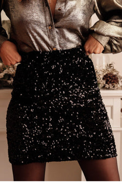 Dressing mini-skirt with black sequins